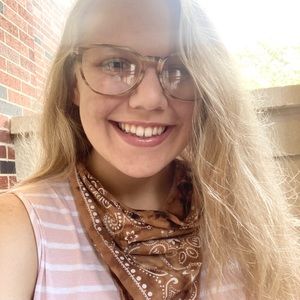 Meet your Posher, Katelynn